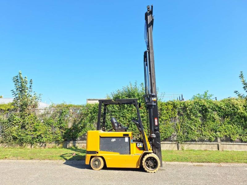 Elektrický vysokozdvižný vozík Caterpillar EC55N: obrázok 10 Elektrický vysokozdvižný vozík Caterpillar EC55N: obrázok 10