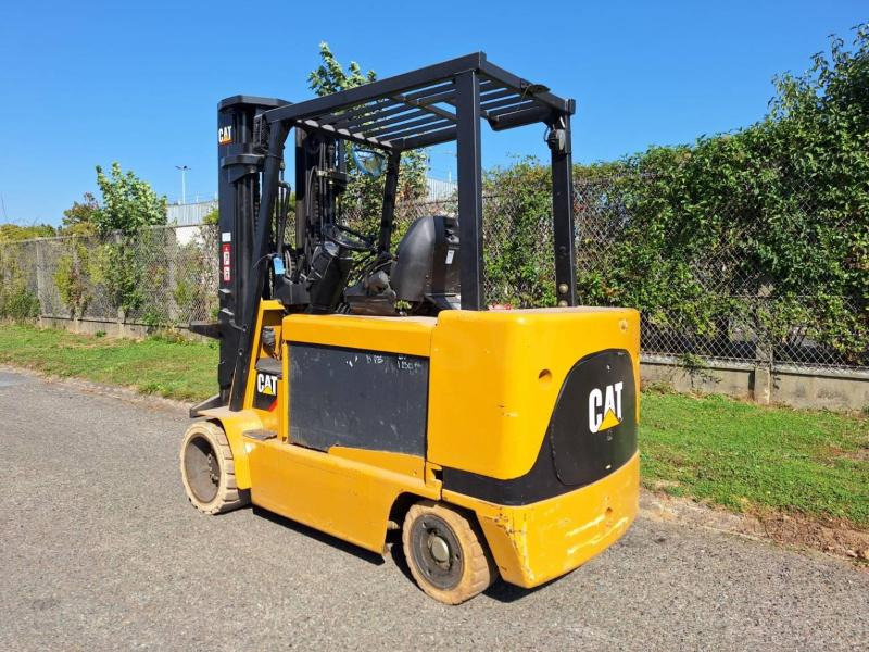 Caterpillar EC55N - Elektrický vysokozdvižný vozík: obrázok 4 Caterpillar EC55N - Elektrický vysokozdvižný vozík: obrázok 4