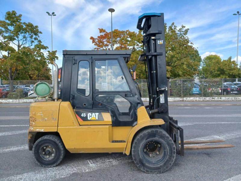 Caterpillar GP45K2 - Plynový vysokozdvižný vozík: obrázok 3 Caterpillar GP45K2 - Plynový vysokozdvižný vozík: obrázok 3