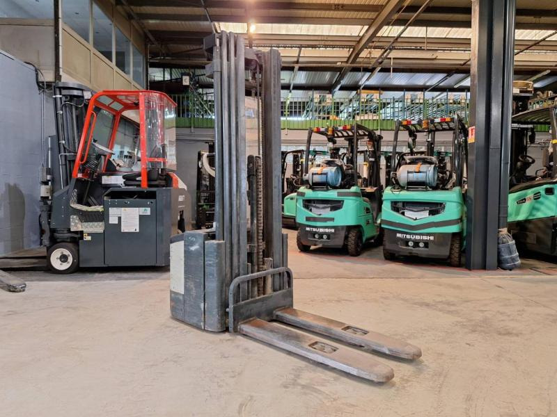 Crown WE2300-16 - Stohovač: obrázok 1 Crown WE2300-16 - Stohovač: obrázok 1