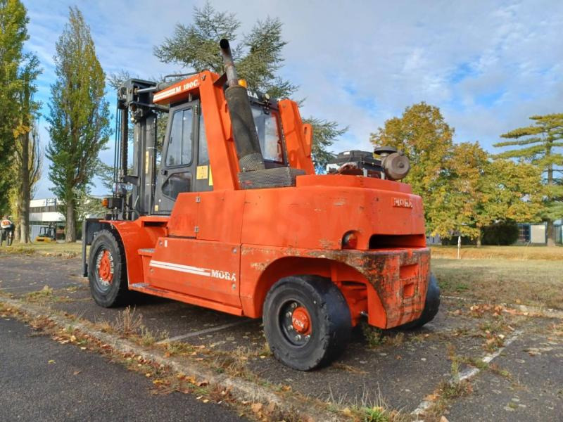 Mora M180C - Dieselový vysokozdvižný vozík: obrázok 5 Mora M180C - Dieselový vysokozdvižný vozík: obrázok 5