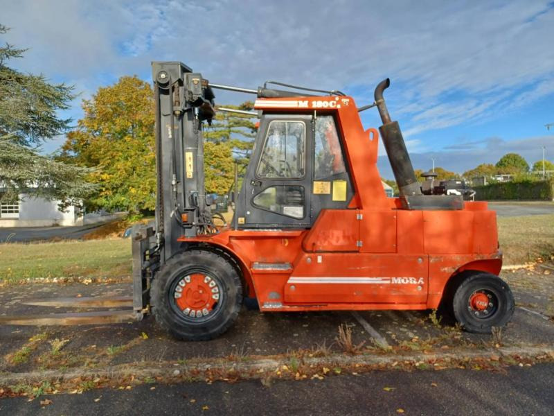 Mora M180C - Dieselový vysokozdvižný vozík: obrázok 4 Mora M180C - Dieselový vysokozdvižný vozík: obrázok 4