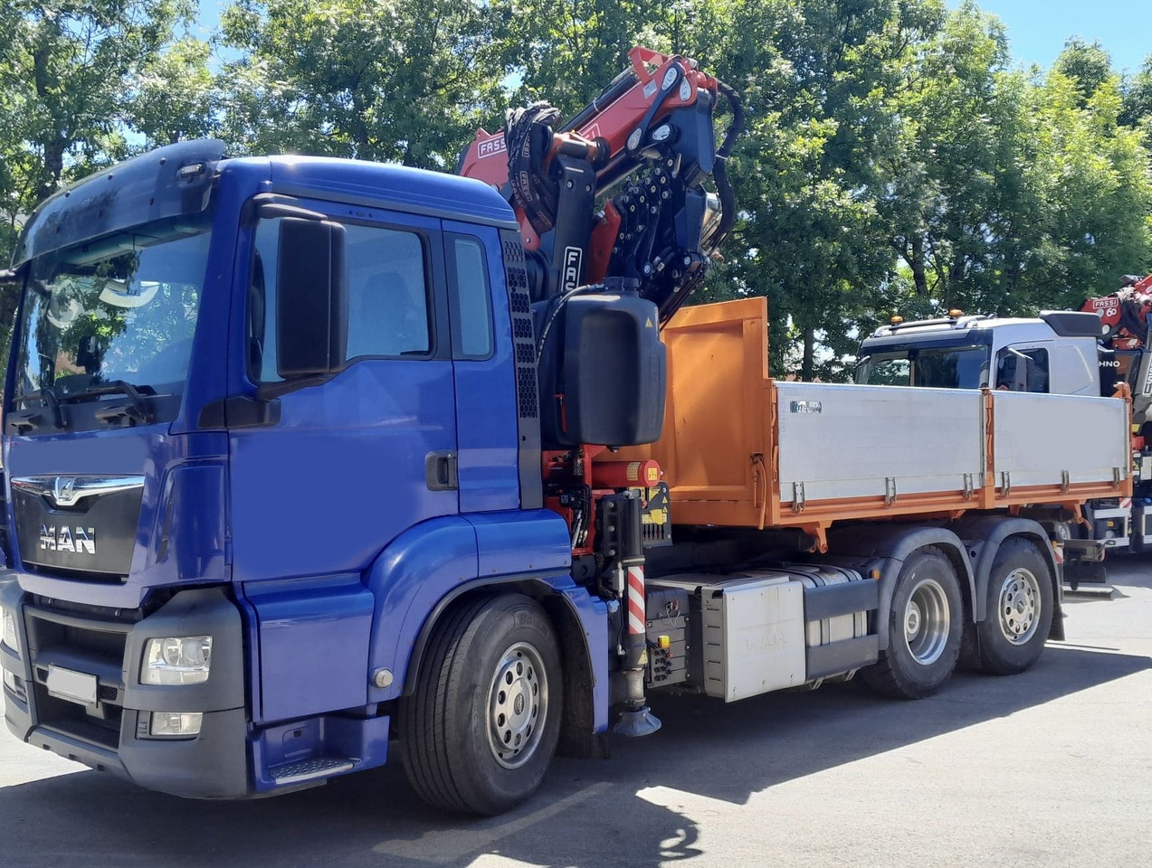 MERCEDES-BENZ Hiab Palfinger Fassi F275-5 JIB-3 - Valníkový/ Plošinový nákladný automobil: obrázok 4 MERCEDES-BENZ Hiab Palfinger Fassi F275-5 JIB-3 - Valníkový/ Plošinový nákladný automobil: obrázok 4