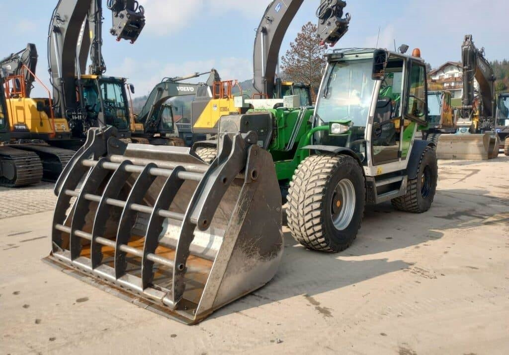 Sennebogen 355E - Překládkové rýpadlo: obrázok 4 Sennebogen 355E - Překládkové rýpadlo: obrázok 4