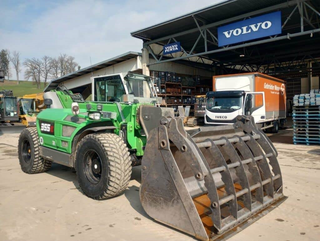 Sennebogen 355E - Překládkové rýpadlo: obrázok 1 Sennebogen 355E - Překládkové rýpadlo: obrázok 1