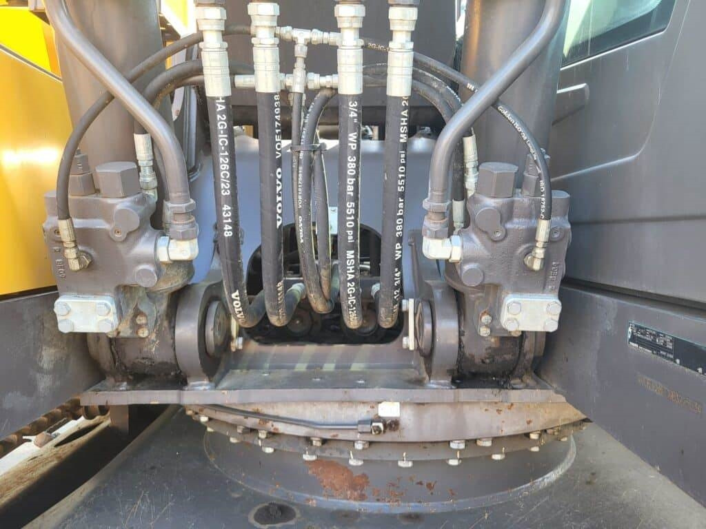 Volvo EC220EL - Pásové rýpadlo: obrázok 5 Volvo EC220EL - Pásové rýpadlo: obrázok 5