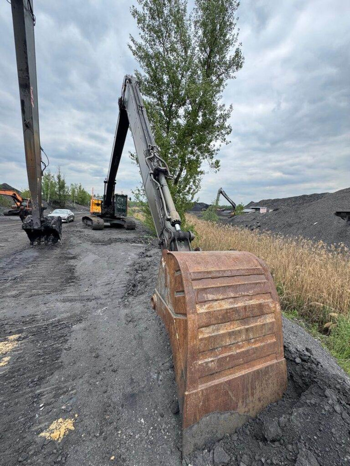 Volvo EC250ELR - Pásové rýpadlo: obrázok 4 Volvo EC250ELR - Pásové rýpadlo: obrázok 4