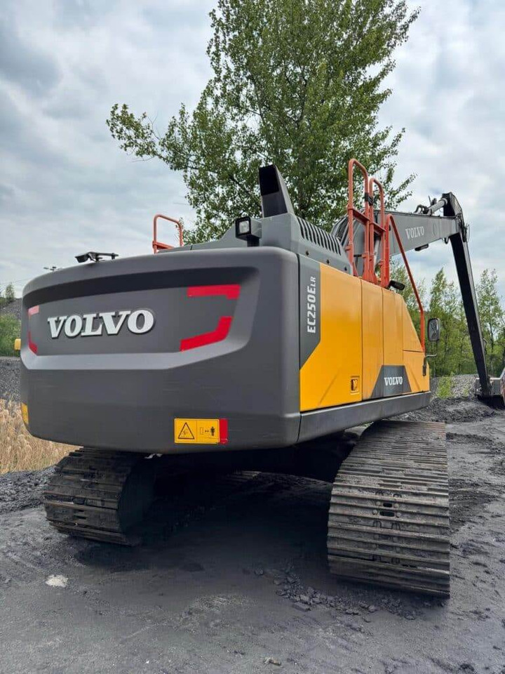 Volvo EC250ELR - Pásové rýpadlo: obrázok 3 Volvo EC250ELR - Pásové rýpadlo: obrázok 3