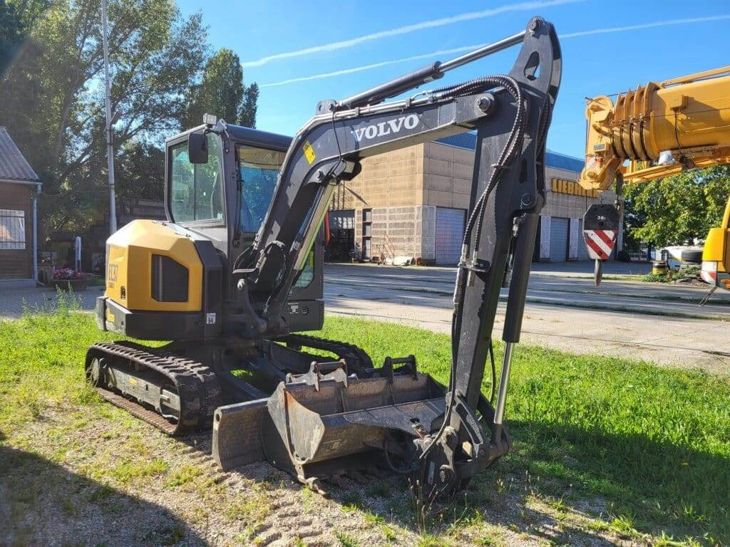 Volvo EC37F - Mini rýpadlo: obrázok 1 Volvo EC37F - Mini rýpadlo: obrázok 1
