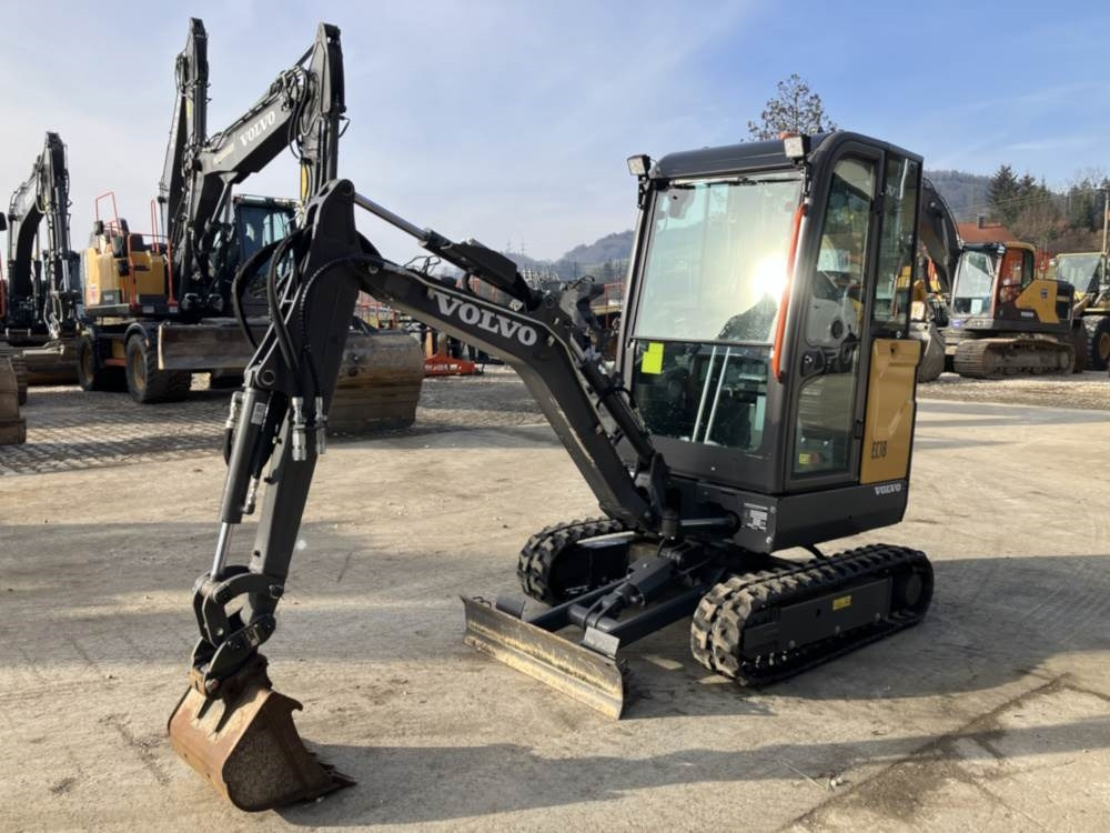 Volvo JEC18E Electric - Mini rýpadlo: obrázok 4 Volvo JEC18E Electric - Mini rýpadlo: obrázok 4