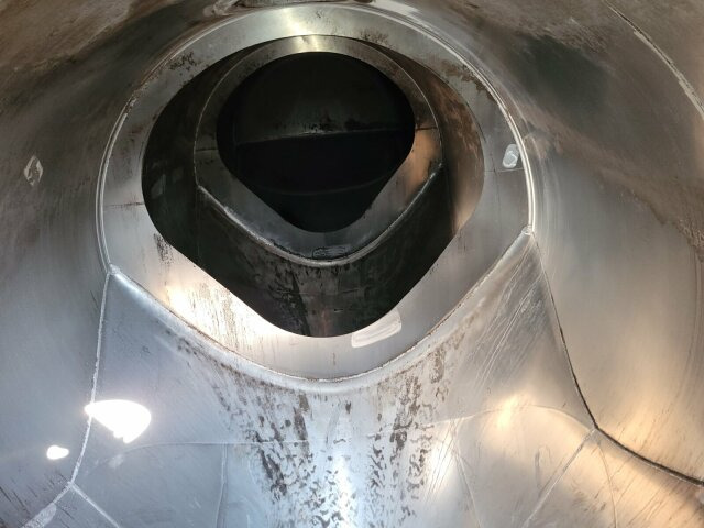 Feldbinder EUT 56.3 Silo 56.000 L 3 Achse - Silocisterna: obrázok 4 Feldbinder EUT 56.3 Silo 56.000 L 3 Achse - Silocisterna: obrázok 4