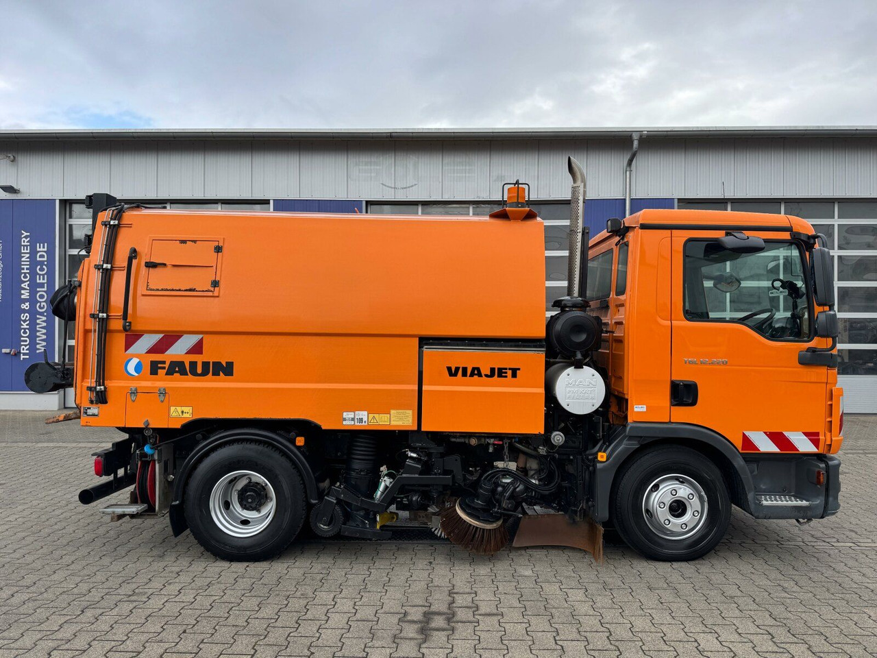 MAN 12.220 4x2 BL Kehrmaschine Viajet 5RHS - Zametacie vozidlo: obrázok 4 MAN 12.220 4x2 BL Kehrmaschine Viajet 5RHS - Zametacie vozidlo: obrázok 4