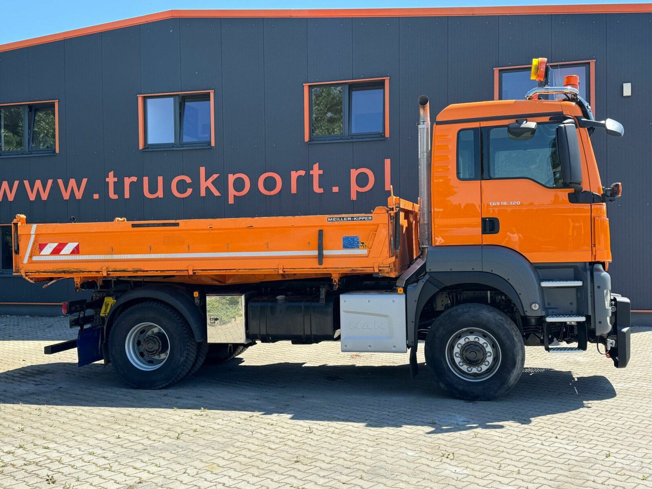 MAN TGS 18.320 4x4 BL Euro 6 Kipper + Winterdienst - Sklápač: obrázok 4 MAN TGS 18.320 4x4 BL Euro 6 Kipper + Winterdienst - Sklápač: obrázok 4