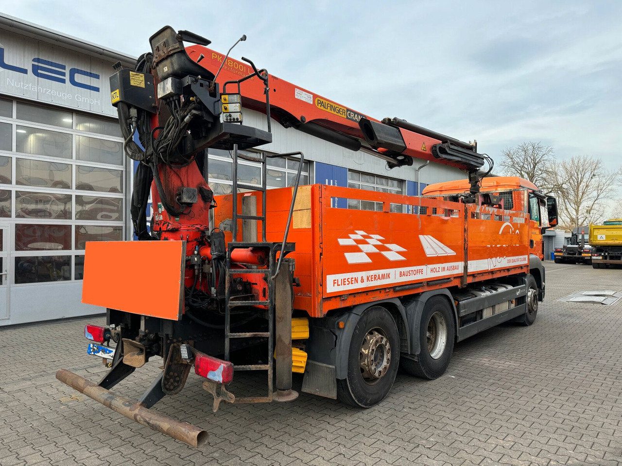 MAN TGS 26.400 6x2 Pritsche Kran Palfinger PK 18001L - Valníkový/ Plošinový nákladný automobil, Auto s hydraulickou rukou: obrázok 3 MAN TGS 26.400 6x2 Pritsche Kran Palfinger PK 18001L - Valníkový/ Plošinový nákladný automobil, Auto s hydraulickou rukou: obrázok 3