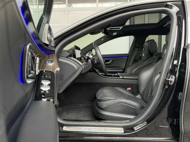 Maybach Mercedes Benz S680 Maybach V12 High-End -Paket - Sedan: obrázok 4 Maybach Mercedes Benz S680 Maybach V12 High-End -Paket - Sedan: obrázok 4