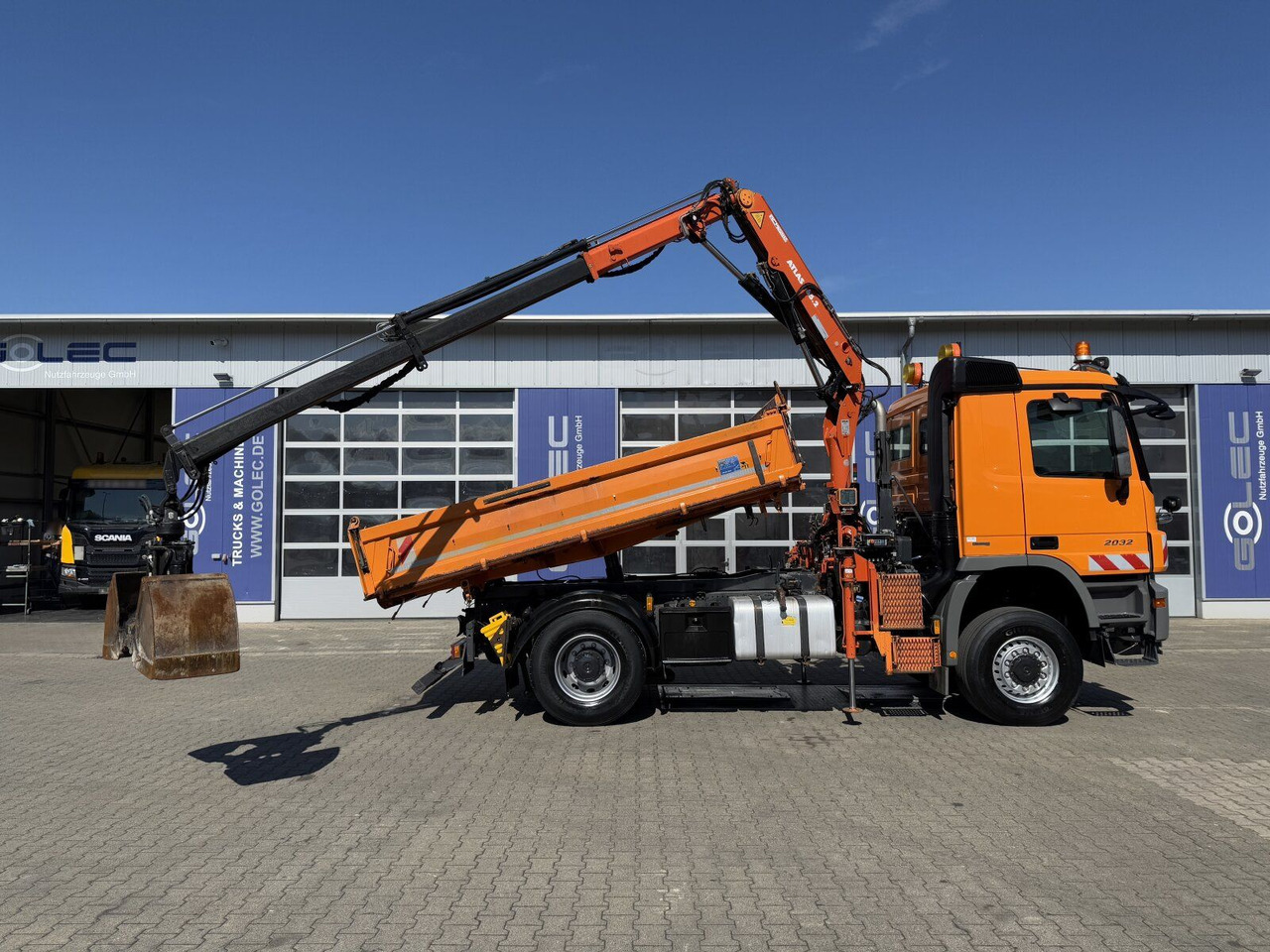 Mercedes-Benz ACTROS 2044 4x4 Kipper Kran ATLAS 65.2 A2L - Auto s hydraulickou rukou: obrázok 4 Mercedes-Benz ACTROS 2044 4x4 Kipper Kran ATLAS 65.2 A2L - Auto s hydraulickou rukou: obrázok 4