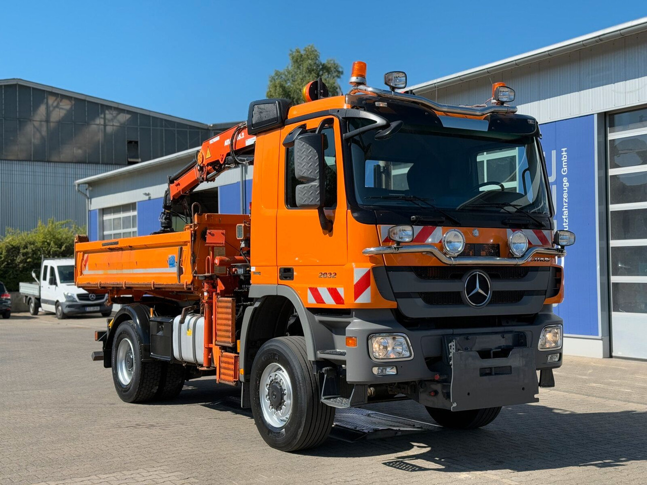 Mercedes-Benz ACTROS 2044 4x4 Kipper Kran ATLAS 65.2 A2L - Auto s hydraulickou rukou: obrázok 1 Mercedes-Benz ACTROS 2044 4x4 Kipper Kran ATLAS 65.2 A2L - Auto s hydraulickou rukou: obrázok 1