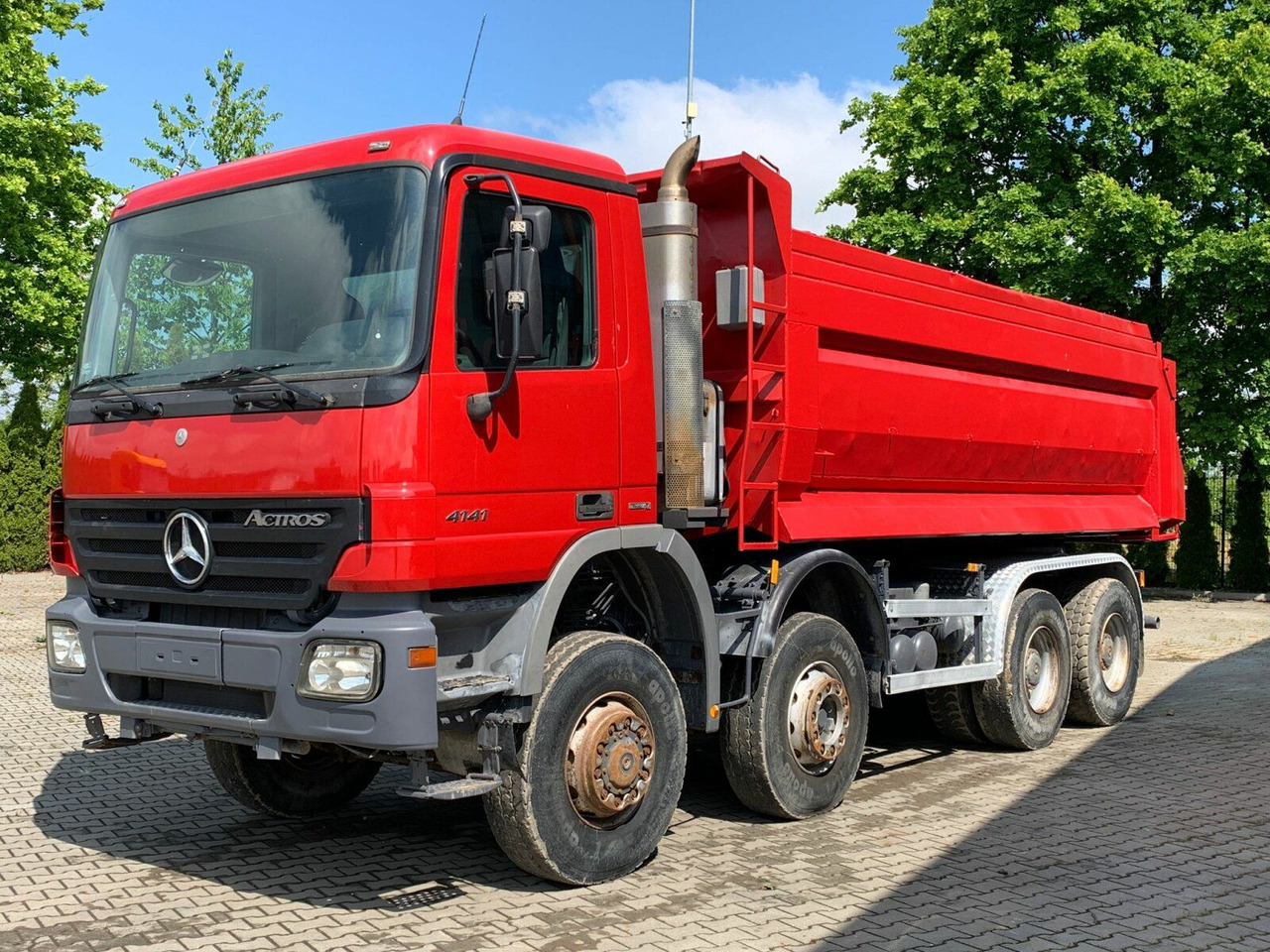Mercedes-Benz ACTROS 4141 EURO4 8x8 Muldenkipper - Sklápač: obrázok 2 Mercedes-Benz ACTROS 4141 EURO4 8x8 Muldenkipper - Sklápač: obrázok 2
