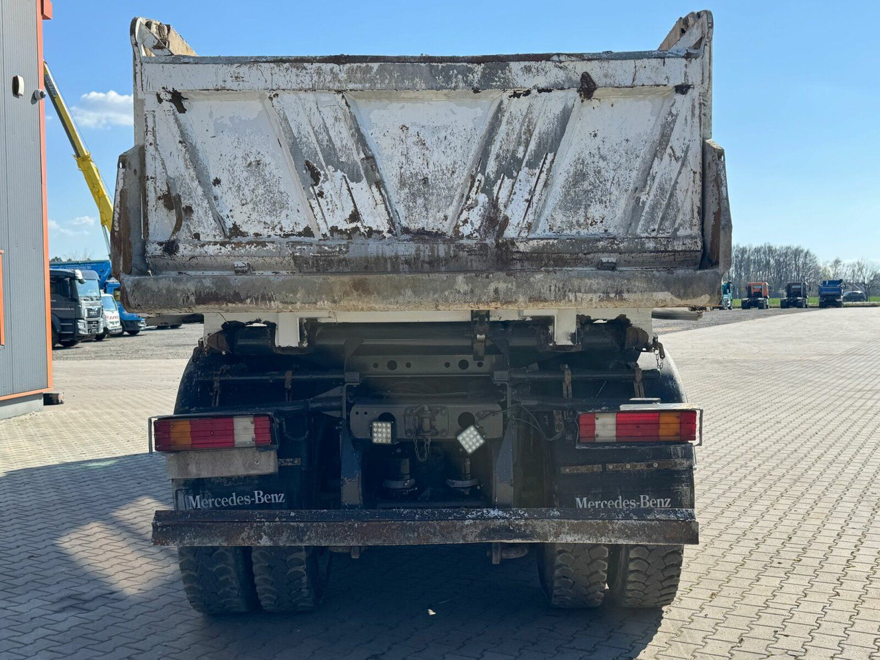 Mercedes-Benz ACTROS 4144 8x8 EURO4 DSK Meiller - Sklápač: obrázok 5 Mercedes-Benz ACTROS 4144 8x8 EURO4 DSK Meiller - Sklápač: obrázok 5