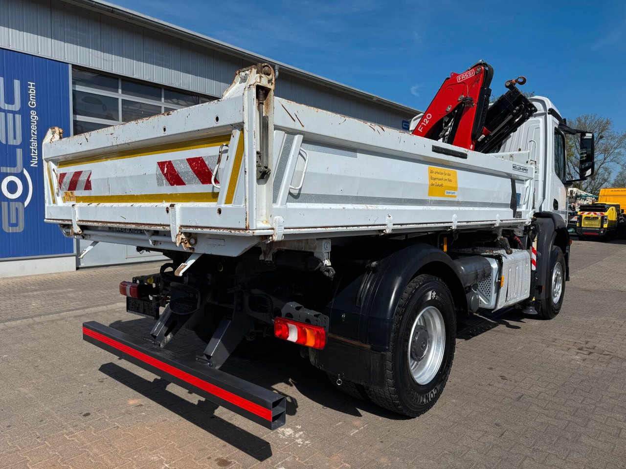 Mercedes-Benz AROCS 1832 4x2 Euro 6 Kipper Kran FASSI F120FB - Auto s hydraulickou rukou: obrázok 4 Mercedes-Benz AROCS 1832 4x2 Euro 6 Kipper Kran FASSI F120FB - Auto s hydraulickou rukou: obrázok 4