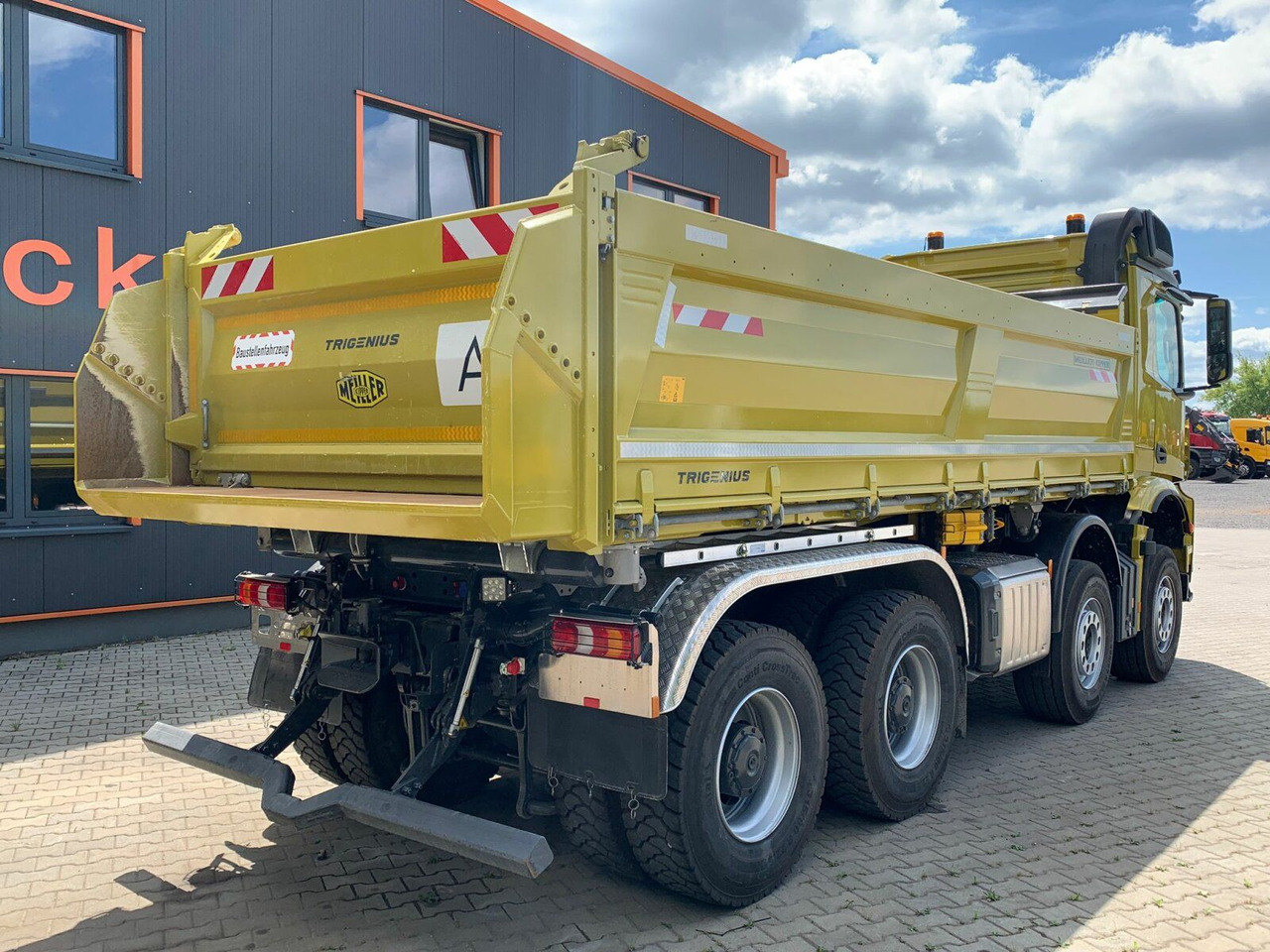 Mercedes-Benz AROCS 3248 8x4 Euro 6 Meiller Kipper Bordmatik - Sklápač: obrázok 5 Mercedes-Benz AROCS 3248 8x4 Euro 6 Meiller Kipper Bordmatik - Sklápač: obrázok 5