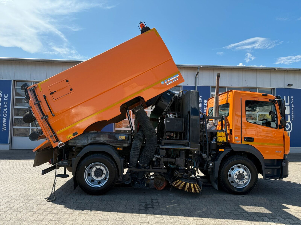 Mercedes-Benz ATEGO 1323 4x2 Kehrmaschine FAUN Viajet 6R/H - Zametacie vozidlo: obrázok 4 Mercedes-Benz ATEGO 1323 4x2 Kehrmaschine FAUN Viajet 6R/H - Zametacie vozidlo: obrázok 4