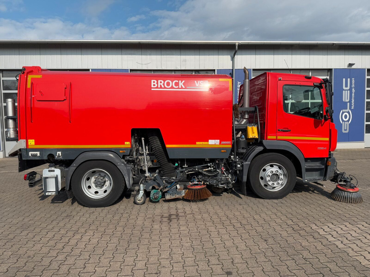 Mercedes-Benz Atego 1324 4x2 Kehrmaschine BROCK HD Anlage - Zametacie vozidlo: obrázok 3 Mercedes-Benz Atego 1324 4x2 Kehrmaschine BROCK HD Anlage - Zametacie vozidlo: obrázok 3