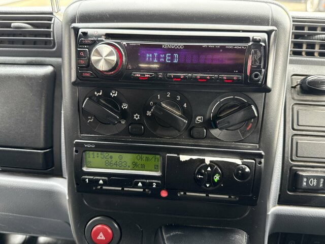 Mitsubishi Canter FUSO Kehrmaschine BROCK SL140 4 m³ - Zametacie vozidlo: obrázok 4 Mitsubishi Canter FUSO Kehrmaschine BROCK SL140 4 m³ - Zametacie vozidlo: obrázok 4