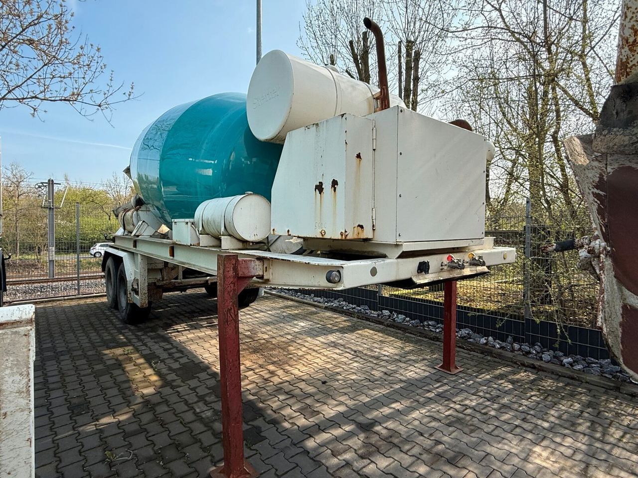 Betonmischer-Auflieger Stetter 10 m³ mit Motor - Náves: obrázok 1 Betonmischer-Auflieger Stetter 10 m³ mit Motor - Náves: obrázok 1