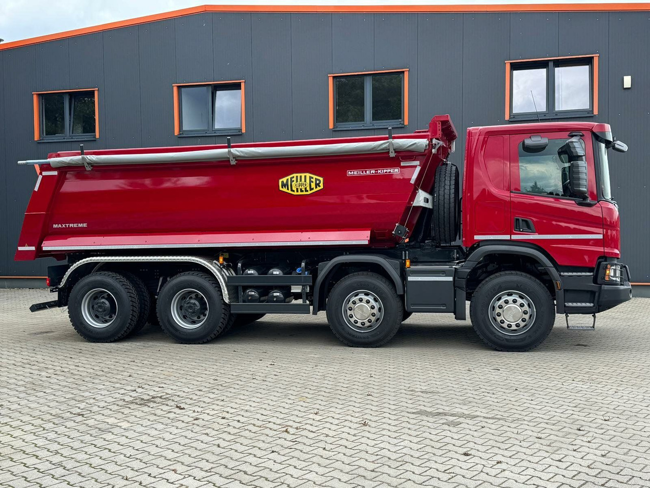 Scania P 420 8x4 Kipper Meiller Euro 6 - Ramenový nosič kontajnerov: obrázok 4 Scania P 420 8x4 Kipper Meiller Euro 6 - Ramenový nosič kontajnerov: obrázok 4