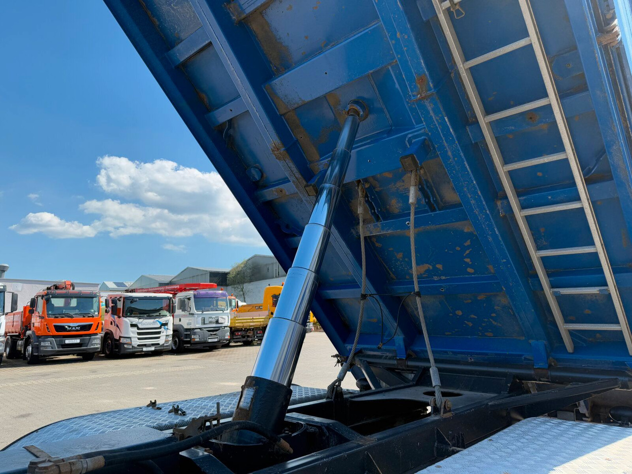 Sklápač Scania P 450 6x4 Dreiseitenkipper DAUTEL: obrázok 20