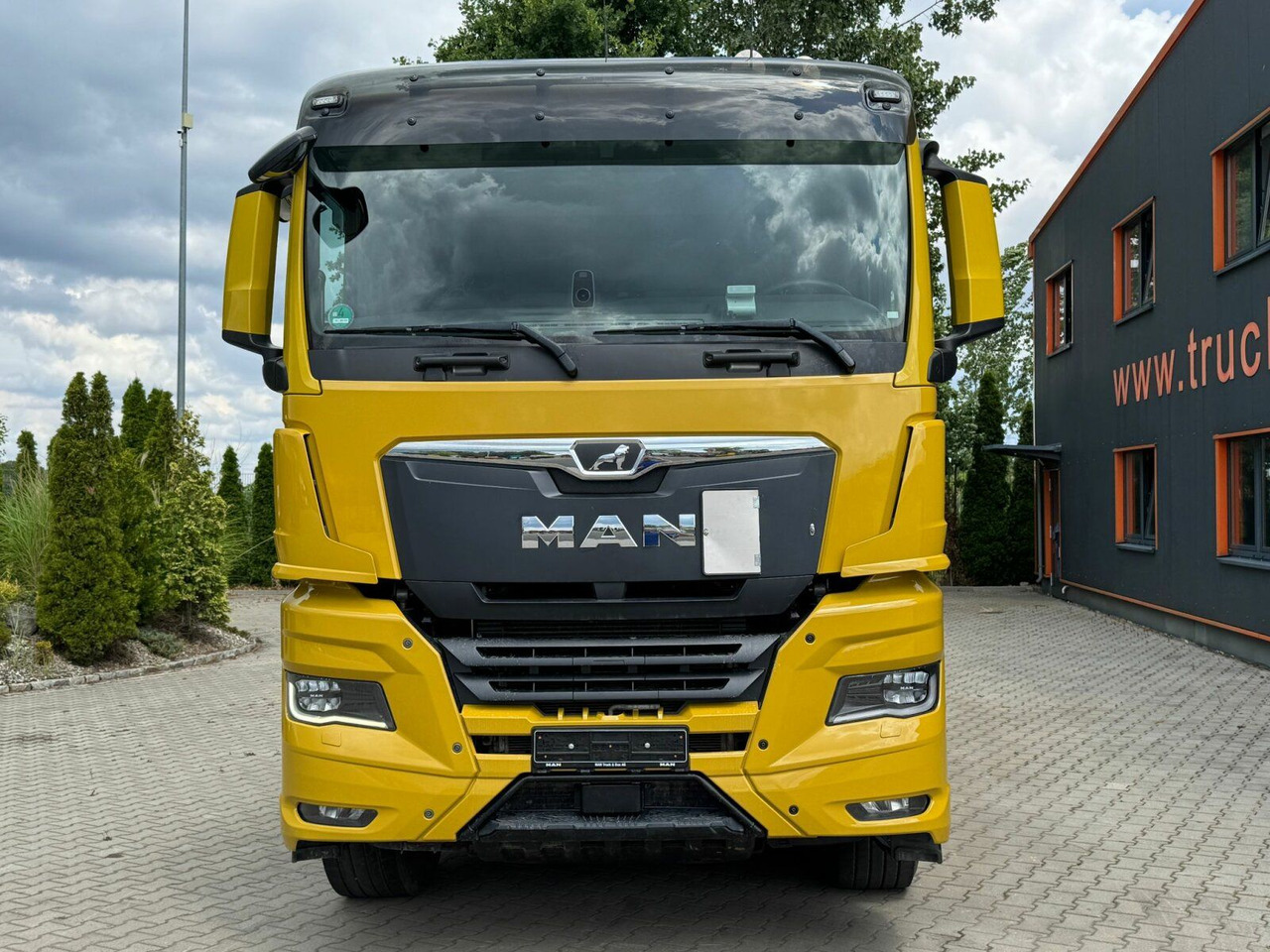 MAN TGX 18.470 4x4H SZM - Kipphyd. Euro 6 *Kippaufl. - Ťahač: obrázok 3 MAN TGX 18.470 4x4H SZM - Kipphyd. Euro 6 *Kippaufl. - Ťahač: obrázok 3