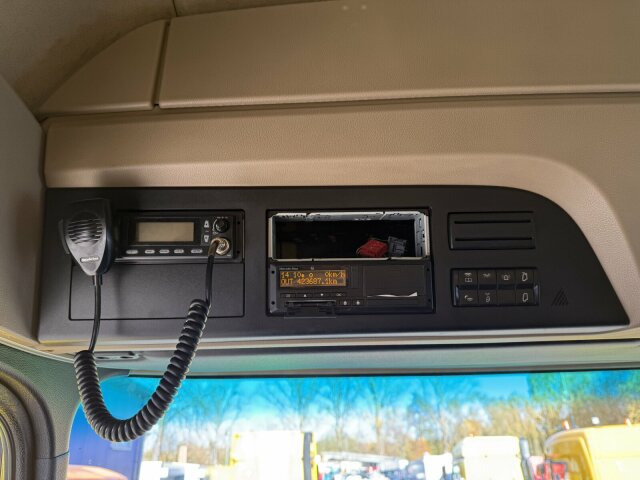 Mercedes-Benz ACTROS 1846 4x4 HAD Eur 6 Kipphydraulik Retarder - Ťahač: obrázok 4 Mercedes-Benz ACTROS 1846 4x4 HAD Eur 6 Kipphydraulik Retarder - Ťahač: obrázok 4