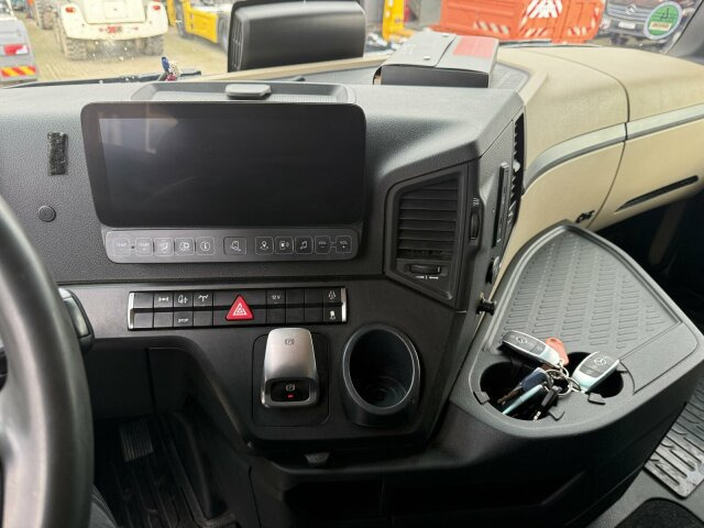 Mercedes-Benz ACTROS 1846 4x4 HAD Eur 6 Kipphydraulik Retarder - Ťahač: obrázok 3 Mercedes-Benz ACTROS 1846 4x4 HAD Eur 6 Kipphydraulik Retarder - Ťahač: obrázok 3