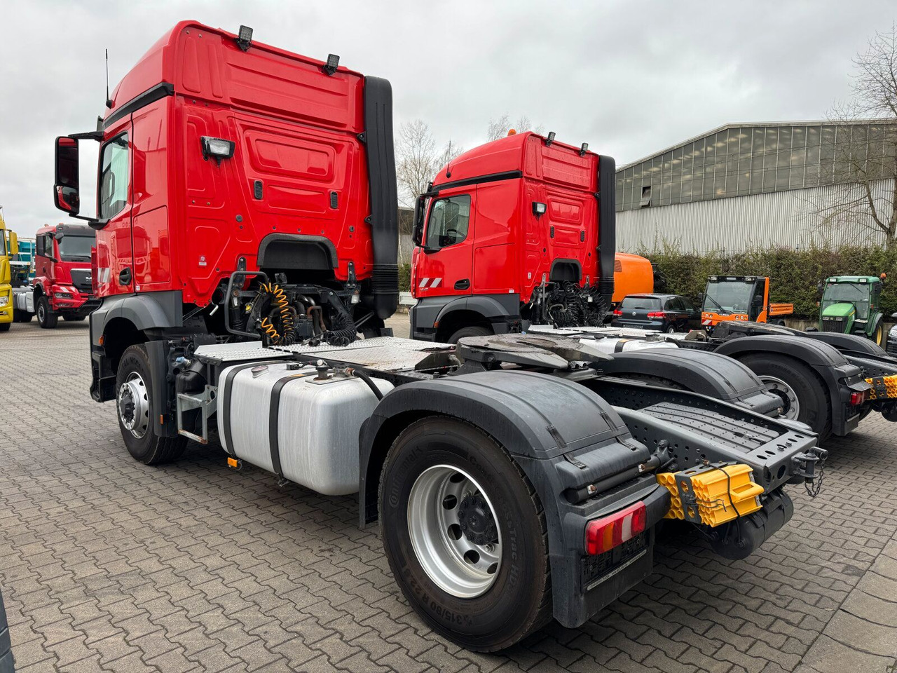 Mercedes-Benz Arocs 1845 LS 4x4 HAD *Kipphyd. Euro6 Blatt/Luft - Ťahač: obrázok 5 Mercedes-Benz Arocs 1845 LS 4x4 HAD *Kipphyd. Euro6 Blatt/Luft - Ťahač: obrázok 5