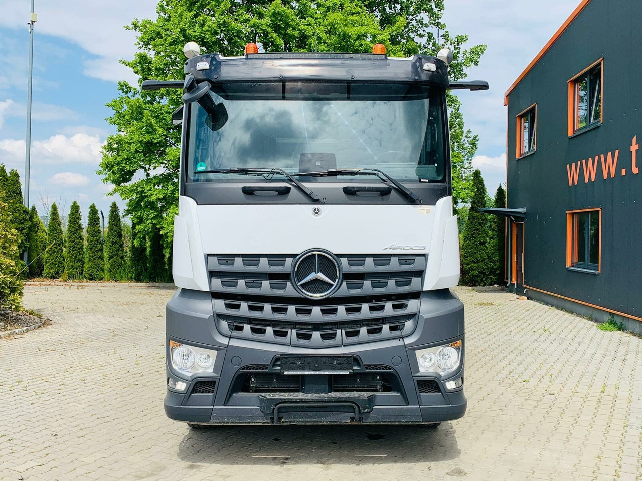 Mercedes-Benz Arocs 1846 LS 4x4 HAD *Kipphyd. Euro6 Blatt/Luft - Ťahač: obrázok 3 Mercedes-Benz Arocs 1846 LS 4x4 HAD *Kipphyd. Euro6 Blatt/Luft - Ťahač: obrázok 3
