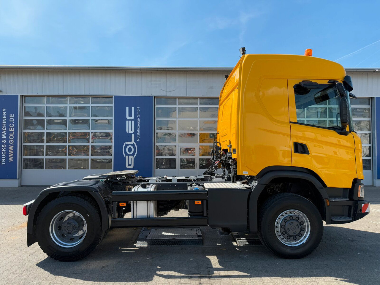 Scania G450 XT 4x4 Euro 6 SZM Kipphydraulik Blatt/ Luft - Ťahač: obrázok 2 Scania G450 XT 4x4 Euro 6 SZM Kipphydraulik Blatt/ Luft - Ťahač: obrázok 2