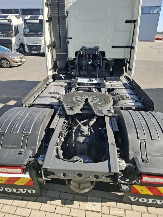 Volvo FH500 Aero I-Save 4x2 Euro6 - Ťahač: obrázok 4 Volvo FH500 Aero I-Save 4x2 Euro6 - Ťahač: obrázok 4