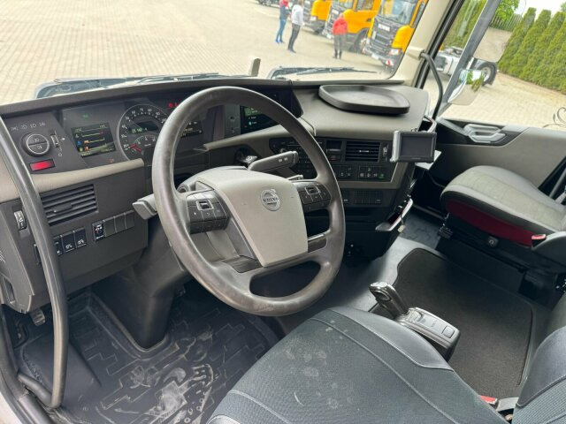 Volvo FH 540 6x2 Abrollkipper MEILLER RK 26.67 - Hákový nosič kontajnerov: obrázok 2 Volvo FH 540 6x2 Abrollkipper MEILLER RK 26.67 - Hákový nosič kontajnerov: obrázok 2