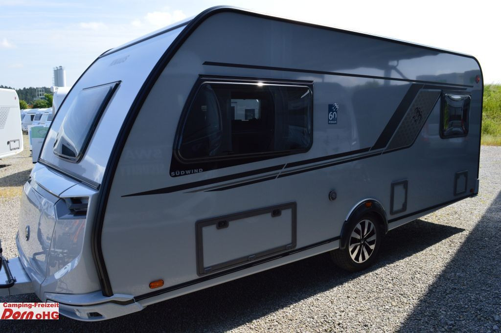 Knaus Südwind 500 EU 60 Years Dachklima - Obytný príves: obrázok 5 Knaus Südwind 500 EU 60 Years Dachklima - Obytný príves: obrázok 5