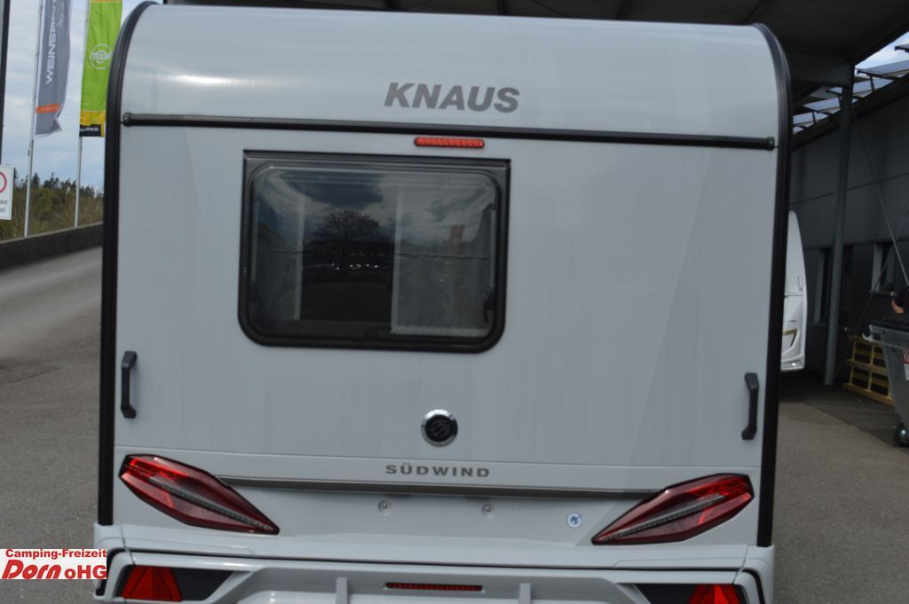 Knaus Südwind 500 UF 60 YEARS Alde Warmwasserheizung - Obytný príves: obrázok 3 Knaus Südwind 500 UF 60 YEARS Alde Warmwasserheizung - Obytný príves: obrázok 3