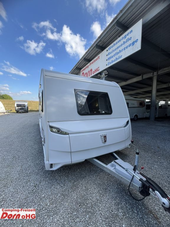 Tabbert Senara 620 DMK 2,5 elektrische Fußbodenerwärmung Tabbert Senara 620 DMK 2,5 elektrische Fußbodenerwärmung - Obytný príves: obrázok 3 Tabbert Senara 620 DMK 2,5 elektrische Fußbodenerwärmung Tabbert Senara 620 DMK 2,5 elektrische Fußbodenerwärmung - Obytný príves: obrázok 3