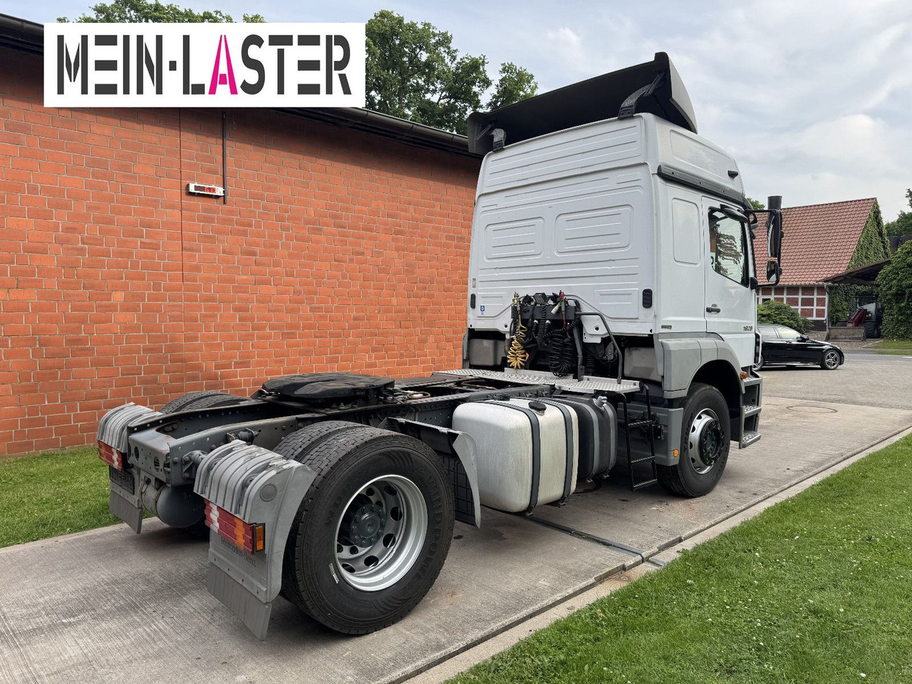 Mercedes-Benz Axor 1829 nur 170.070 km Bett Klima - Ťahač: obrázok 4 Mercedes-Benz Axor 1829 nur 170.070 km Bett Klima - Ťahač: obrázok 4