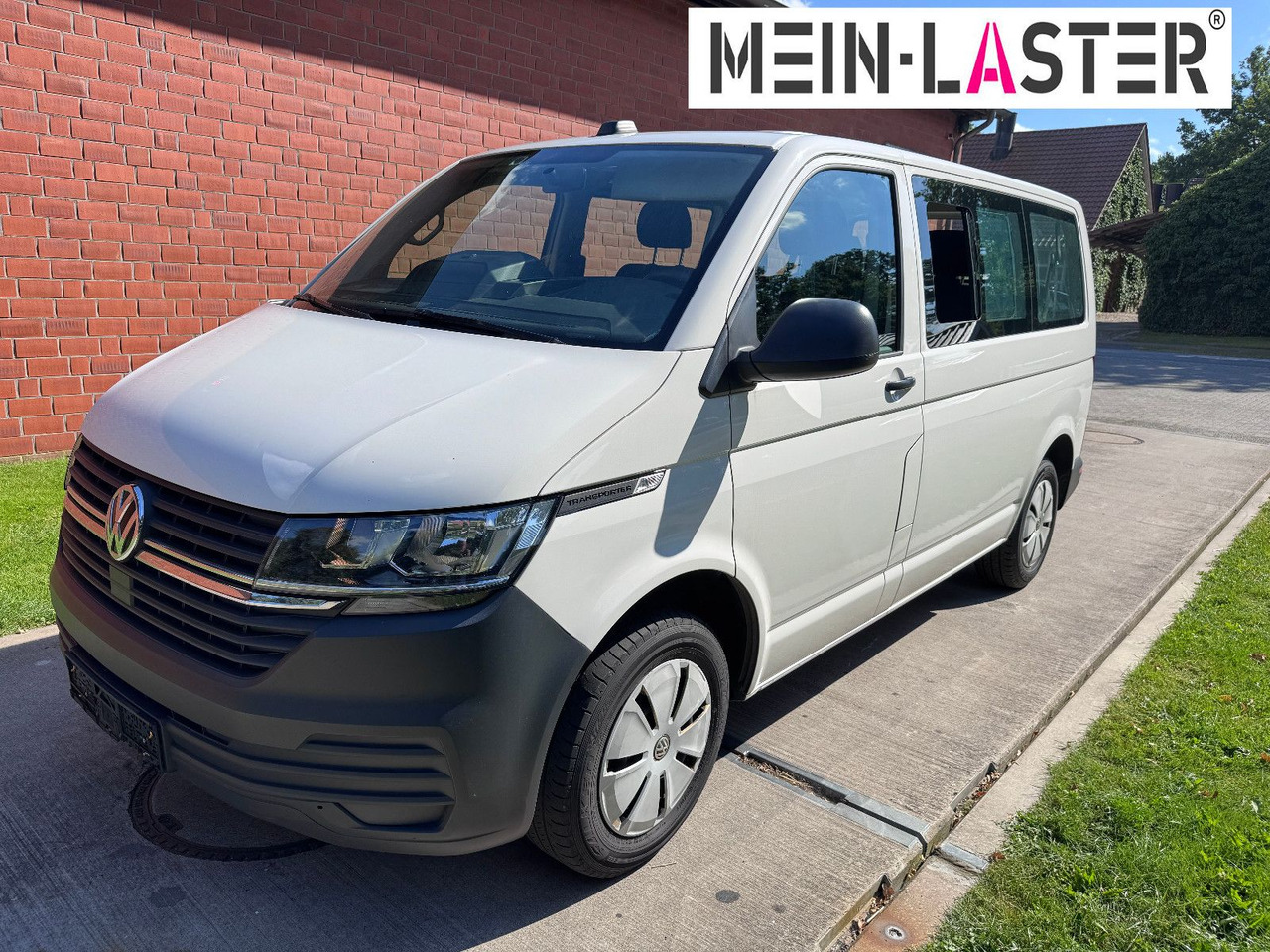 Volkswagen T6 2.0 tdi Standheizung Navigation AHK TÜV 5/27 - Mikrobus: obrázok 2 Volkswagen T6 2.0 tdi Standheizung Navigation AHK TÜV 5/27 - Mikrobus: obrázok 2