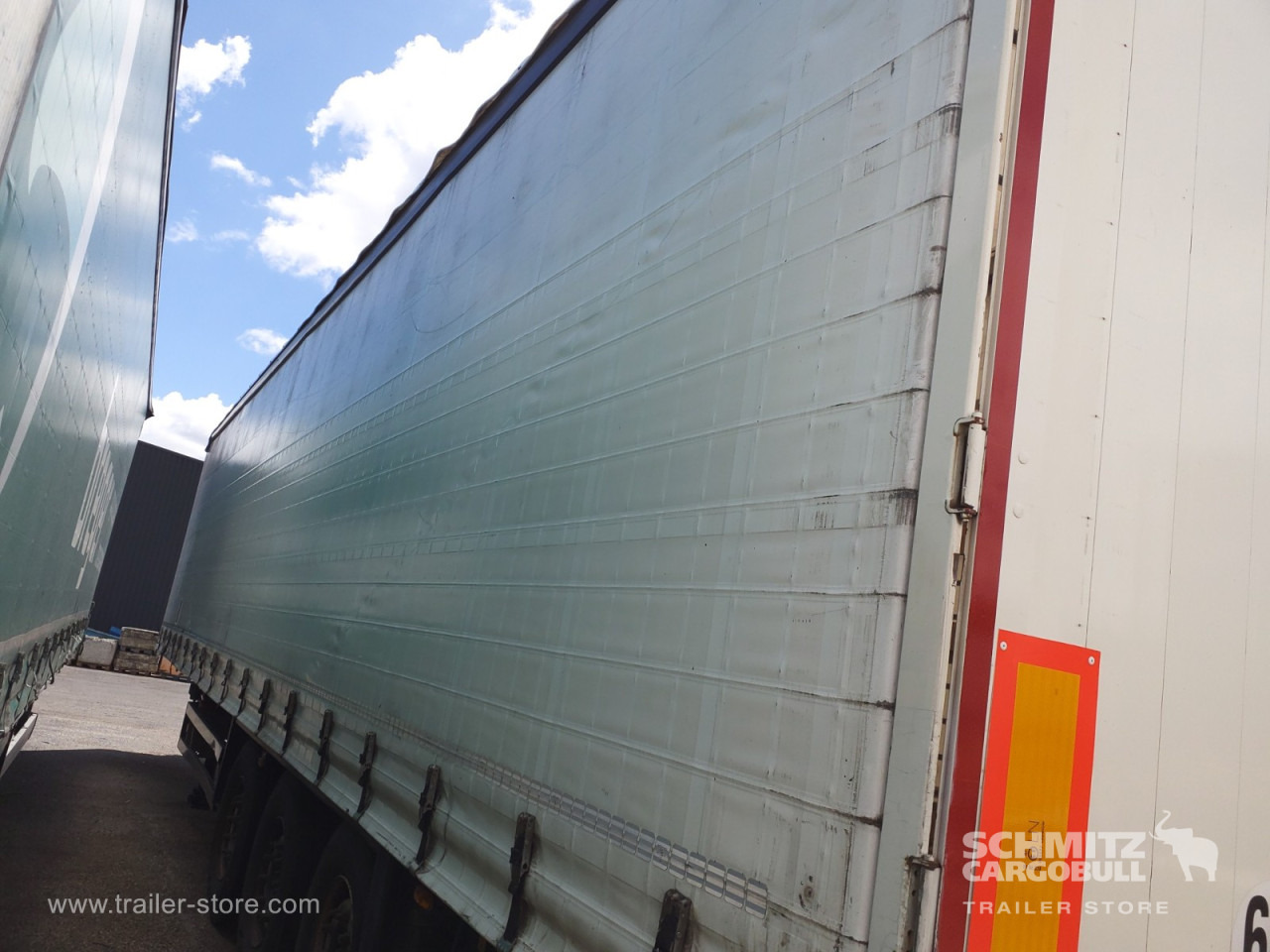 SCHMITZ Curtainsider Standard Taillift - Plachtový náves: obrázok 2 SCHMITZ Curtainsider Standard Taillift - Plachtový náves: obrázok 2