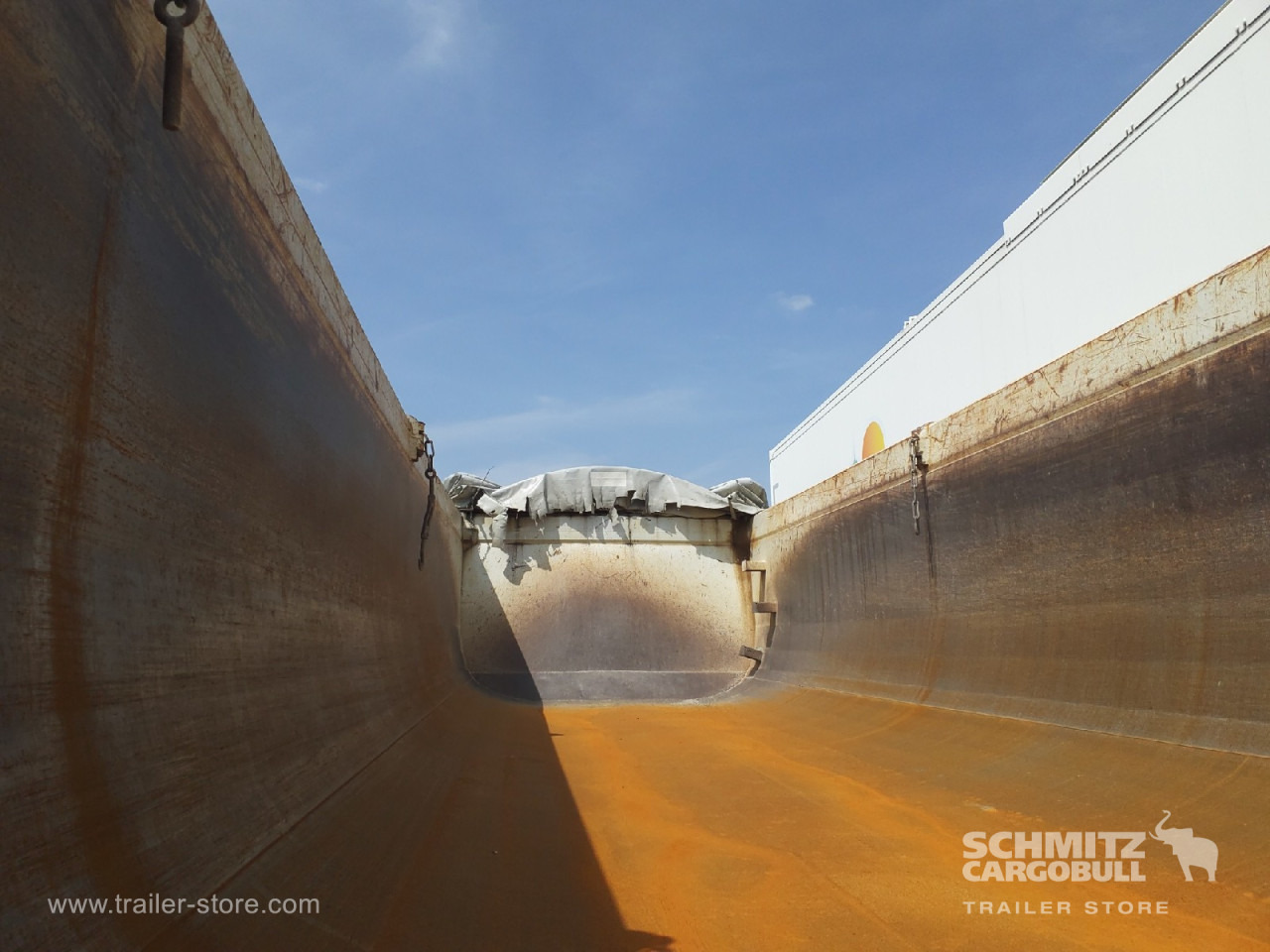 SCHMITZ Tipper Steel half pipe body 24m³ - Náves sklápěcí: obrázok 3 SCHMITZ Tipper Steel half pipe body 24m³ - Náves sklápěcí: obrázok 3