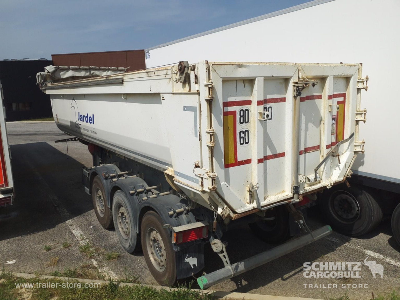 SCHMITZ Tipper Steel half pipe body 26m³ - Náves sklápěcí: obrázok 2 SCHMITZ Tipper Steel half pipe body 26m³ - Náves sklápěcí: obrázok 2