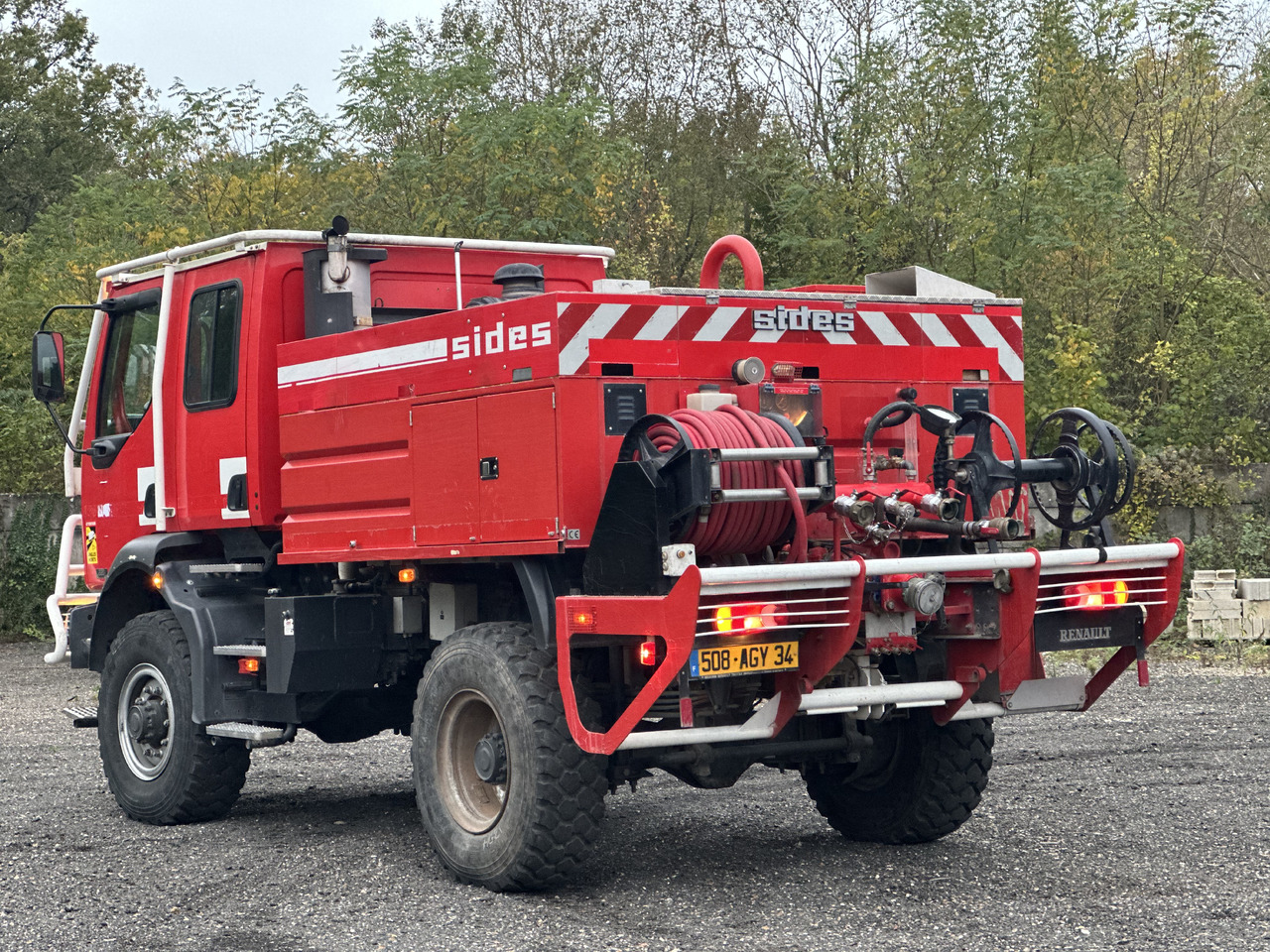RENAULT Midlum 220 4x4 - Hasičské vozidlo: obrázok 4 RENAULT Midlum 220 4x4 - Hasičské vozidlo: obrázok 4
