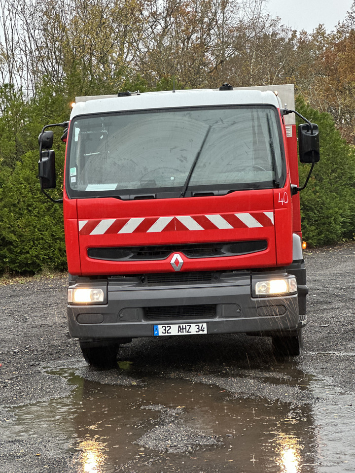 RENAULT PREMIUM - Hasičské vozidlo: obrázok 1 RENAULT PREMIUM - Hasičské vozidlo: obrázok 1