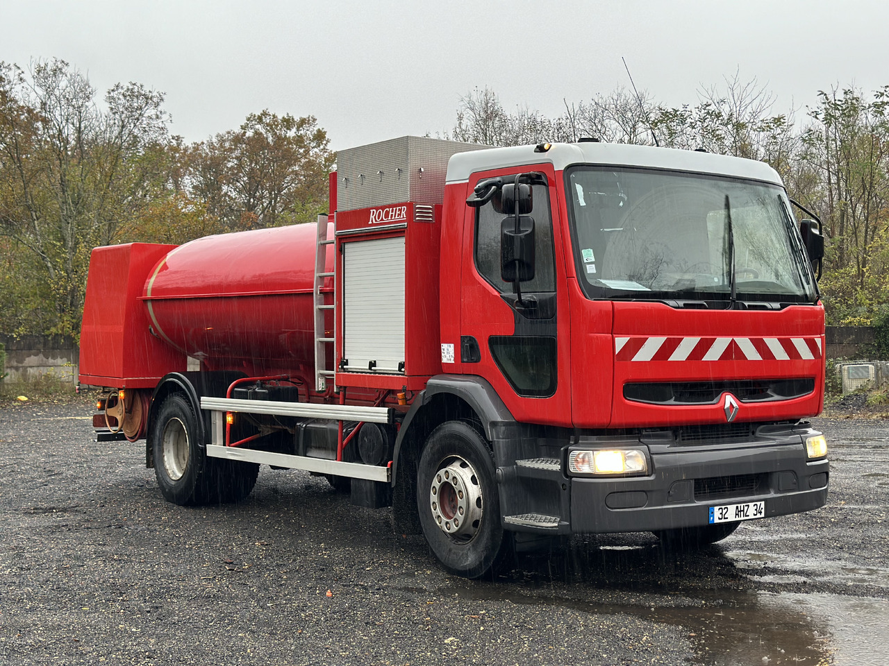 RENAULT PREMIUM - Hasičské vozidlo: obrázok 3 RENAULT PREMIUM - Hasičské vozidlo: obrázok 3